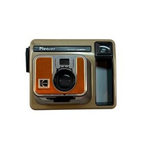 Vintage Kodak Pleaser‎ Instant Camera 1970s Retro Film Photography Display